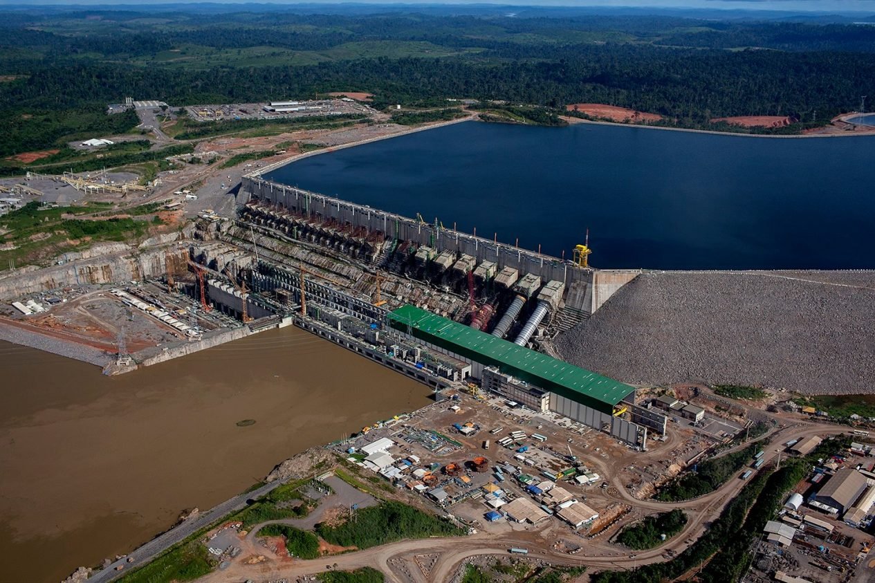 Belo Monte foi superfaturada