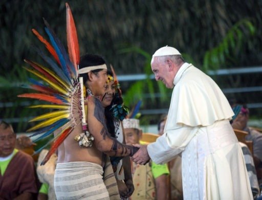 Papa denuncia ameaças contra indígenas