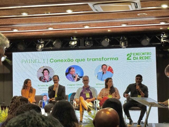 Registro de painel temático do 2º Encontro da Rede Conexão Povos da Floresta Registro de painel temático do 2º Encontro da Rede Conexão Povos da Floresta