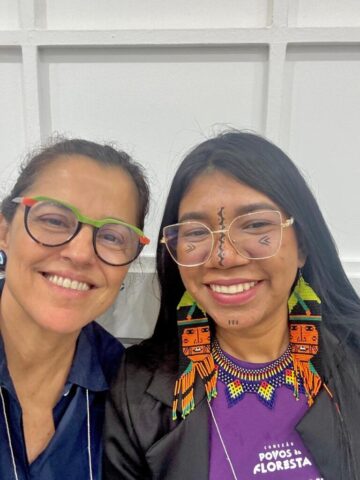 A CEO da Uma Gota no Oceano Maria Paula Fernandes e representante do Conexão Povos da Floresta A CEO da Uma Gota no Oceano Maria Paula Fernandes e representante do Conexão Povos da Floresta