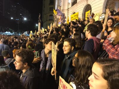 Rio de Janeiro, Cinelândia. Foto: Uma Gota no Oceano
