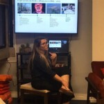 Gabriela Lapagesse, Diretora Administrativa da Gota, mostra os resultados da ONG em 2019.